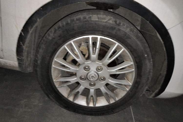 Used CHANGAN Eado 2013 1.6L Manual ZhiKu Model China IV Standard Right Front Wheel Hub