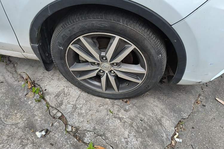 Used CHANGAN Eado  Right Front Wheel Hub