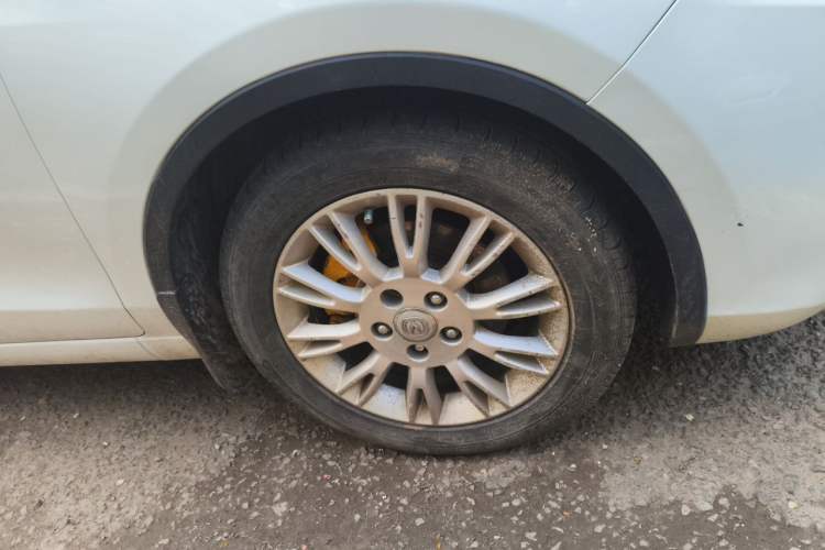 Used CHANGAN Eado 2013 1.6L Automatic Junku Model China V Standard Right Front Wheel Hub