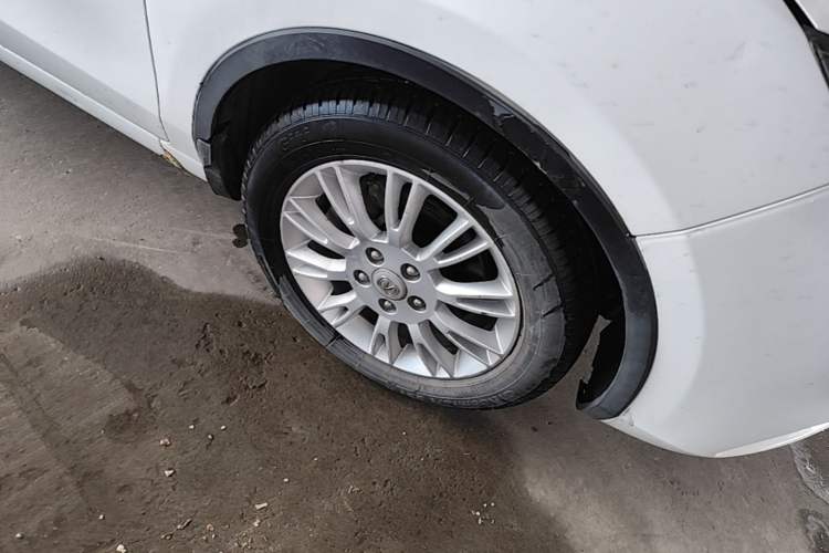 Used CHANGAN Eado 2013 1.6L Manual Junkuo Model China IV Standard Right Front Wheel Hub