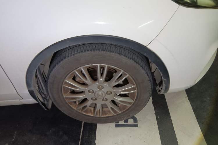 Used CHANGAN Eado 2013 1.6L Manual Junkuo Model China IV Standard Right Front Wheel Hub