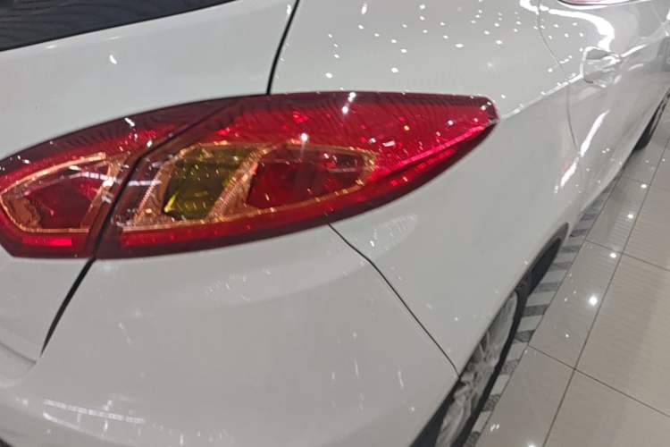 Used CHANGAN Eado 2013 1.6L Manual ZhiKu Model China IV Standard Right Rear Taillight