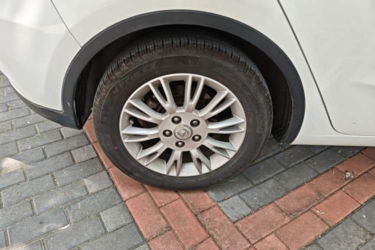 Used CHANGAN Eado 2013 1.6L Manual Junkuo Model China IV Standard Right Rear Wheel Hub