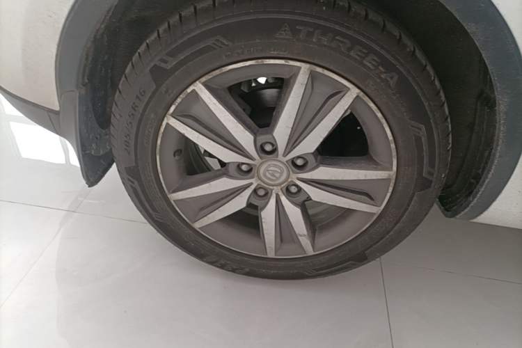 Used CHANGAN Eado 2013 1.6L Automatic Junku Model China IV Standard Right Rear Wheel Hub