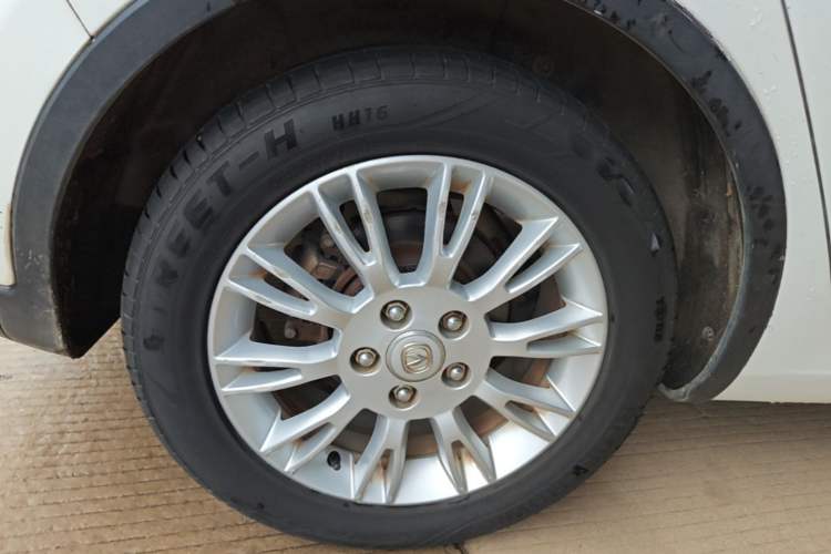 Used CHANGAN Eado 2013 1.6L Automatic ZhiKu Model China IV Standard Right Rear Wheel Hub