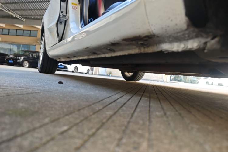 Used CHANGAN Eado 2013 1.5T Automatic Cool Edition Right Side Sill