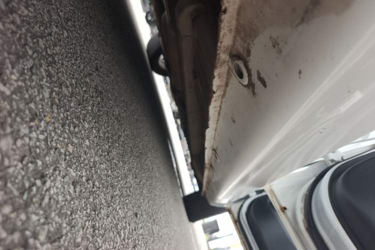 Used CHANGAN Eado 2013 1.6L Automatic Junku Model China IV Standard Right Side Sill