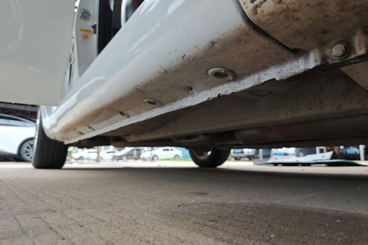 Used CHANGAN Eado 2013 1.6L Automatic ZhiKu Model China IV Standard Right Side Sill