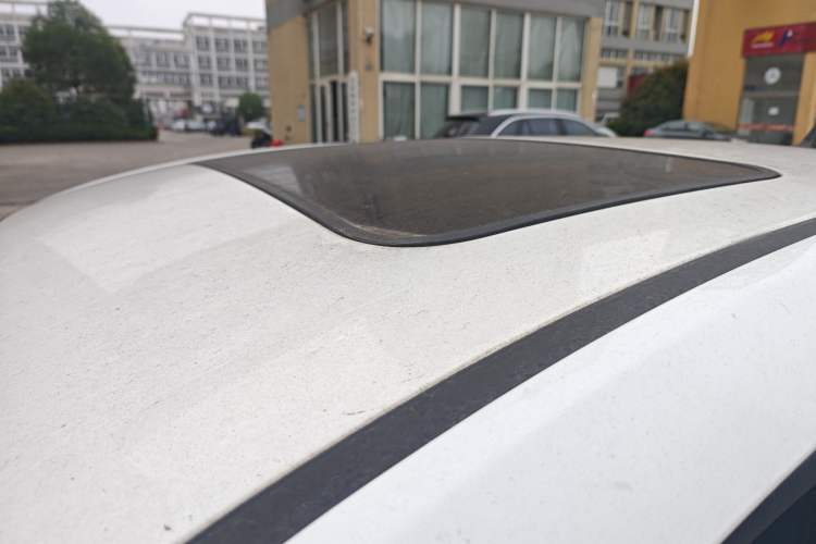 Used CHANGAN Eado 2013 1.6L Automatic Junku Model China IV Standard Roof