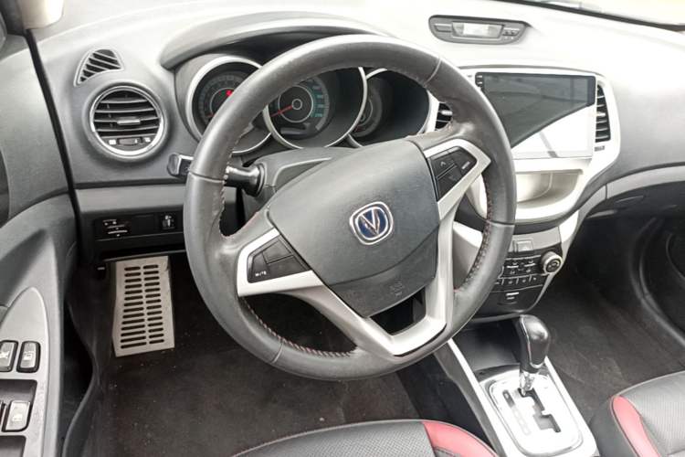 Used CHANGAN Eado 2013 1.6L Automatic Junku Model China IV Standard Steering Wheel