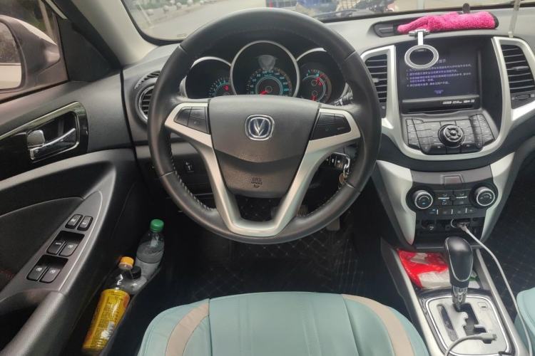 Used CHANGAN Eado 2013 1.6L Automatic ZhiKu Model China IV Standard Steering Wheel
