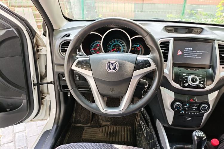 Used CHANGAN Eado 2013 1.6L Manual Junkuo Model China IV Standard Steering Wheel