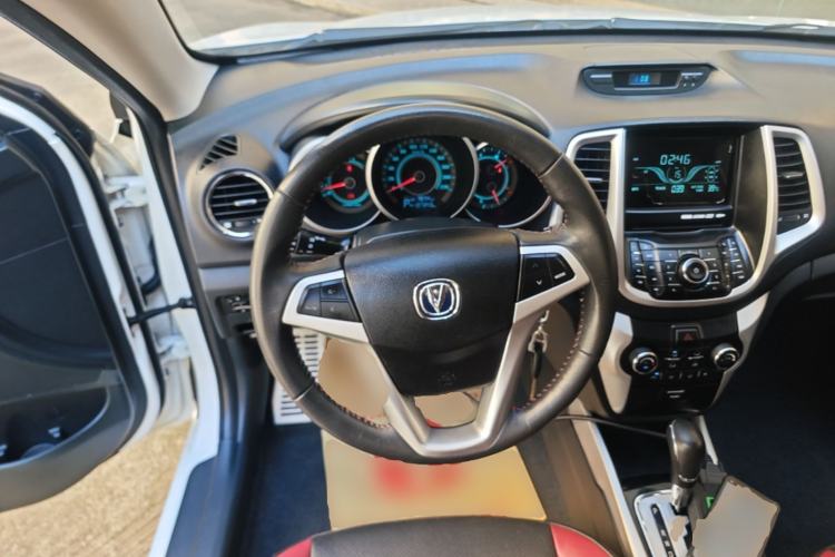 Used CHANGAN Eado 2013 1.5T Automatic Cool Edition Steering Wheel