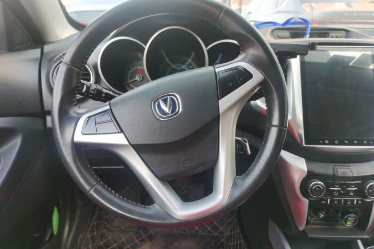 Used CHANGAN Eado 2013 1.6L Manual Junkuo Model China IV Standard Steering Wheel