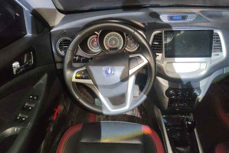 Used CHANGAN Eado 2013 1.6L Manual Junku Model China V Standard Steering Wheel