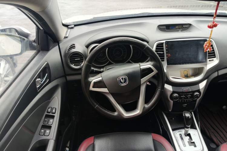 Used CHANGAN Eado 2013 1.6L Automatic Junku Model China IV Standard Steering Wheel