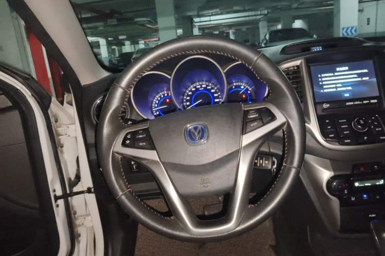 Used CHANGAN Eado 2013 1.6L Automatic Junku Model China IV Standard Steering Wheel