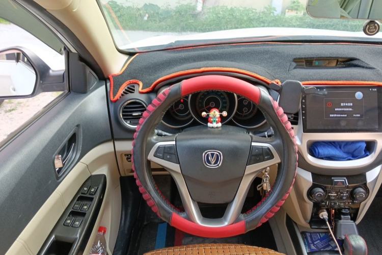 Used CHANGAN Eado 2013 1.6L Manual Luxury Model China V Standard Steering Wheel