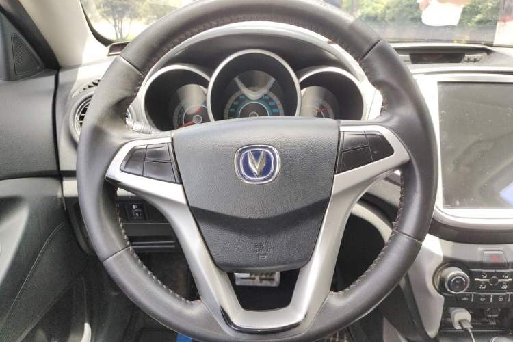 Used CHANGAN Eado 2013 1.6L Automatic Junku Model China IV Standard Steering Wheel