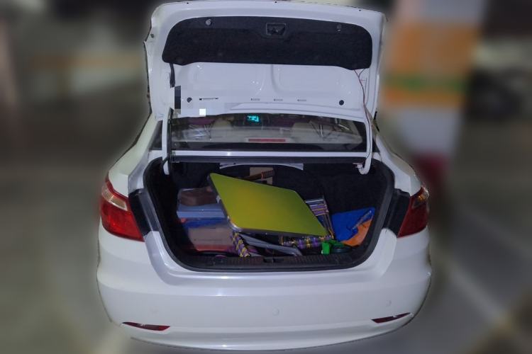 Used CHANGAN Eado 2013 1.6L Manual Luxury Model China V Standard Trunk