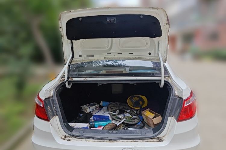 Used CHANGAN Eado 2013 1.6L Manual Luxury Model China V Standard Trunk