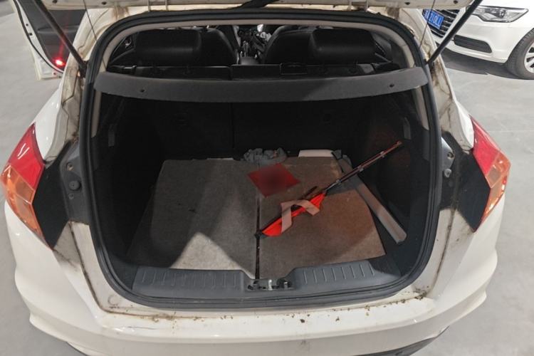 Used CHANGAN Eado 2013 1.6L Automatic ZhiKu Model China IV Standard Trunk