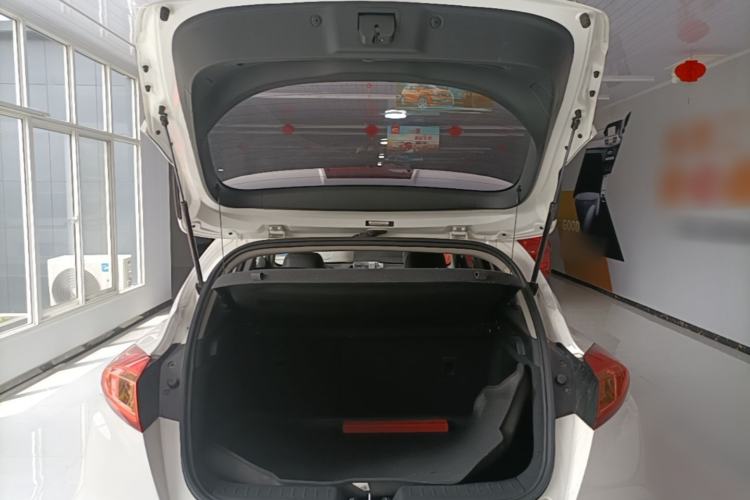 Used CHANGAN Eado 2013 1.6L Automatic Junku Model China IV Standard Trunk