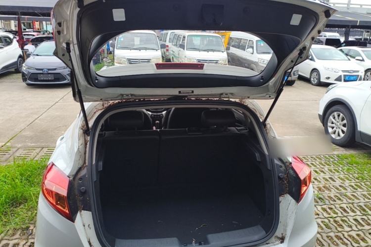 Used CHANGAN Eado 2013 1.6L Manual Junkuo Model China IV Standard Trunk