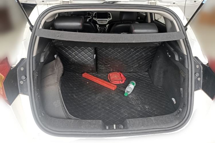Used CHANGAN Eado 2013 1.6L Automatic Junku Model China IV Standard Trunk