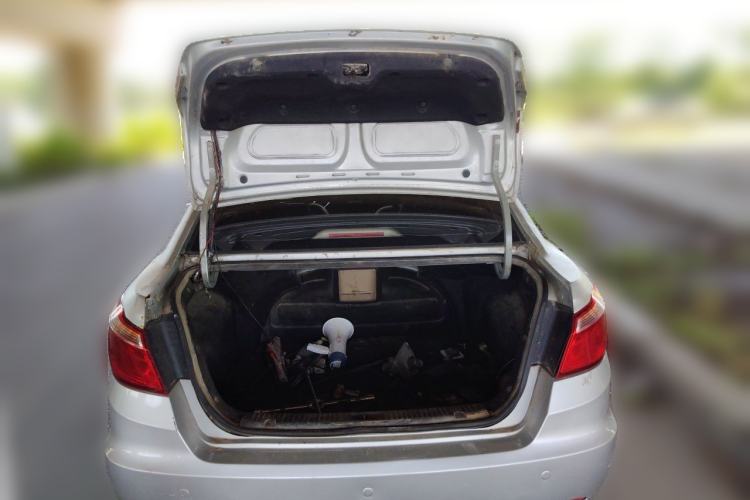 Used CHANGAN Eado 2013 1.6L Manual Luxury Model China V Standard Trunk