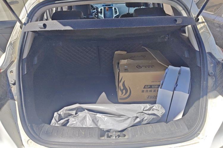 Used CHANGAN Eado 2013 1.6L Automatic Junku Model China IV Standard Trunk