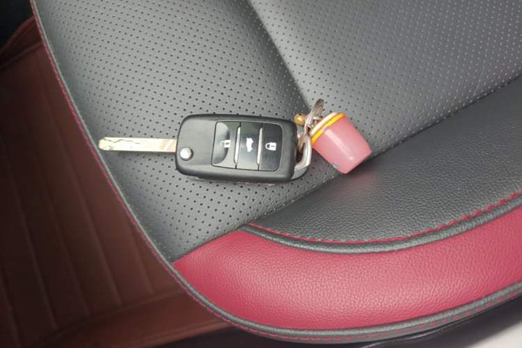Used CHANGAN Eado 2013 1.6L Automatic Junku Model China IV Standard Vehicle Key