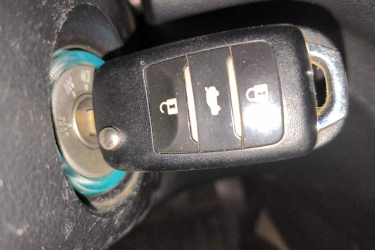 Used CHANGAN Eado 2013 1.6L Manual ZhiKu Model China IV Standard Vehicle Key