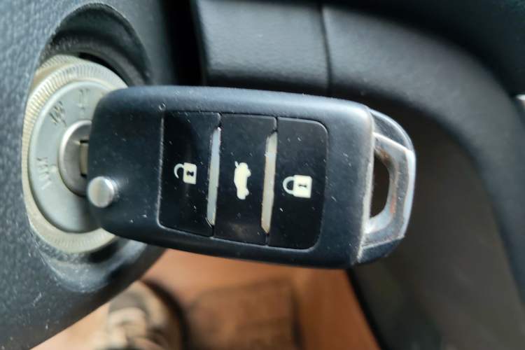 Used CHANGAN Eado 2013 1.6L Manual Junkuo Model China IV Standard Vehicle Key