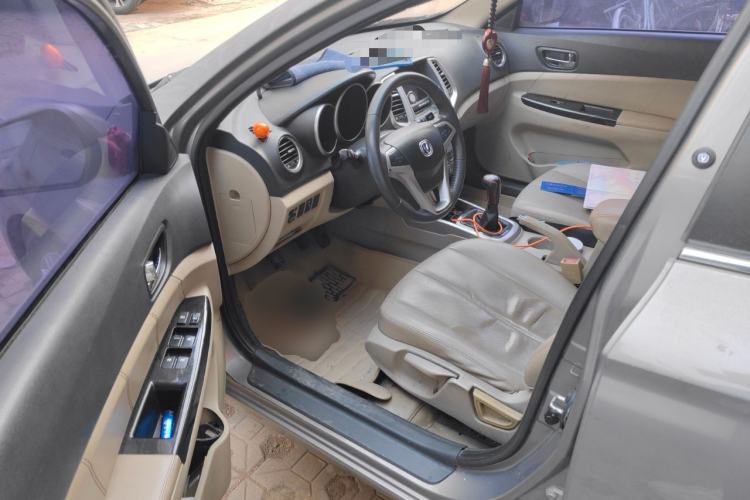 Used CHANGAN Eado 2013 1.6L Manual Luxury Model China V Standard Driver Seat