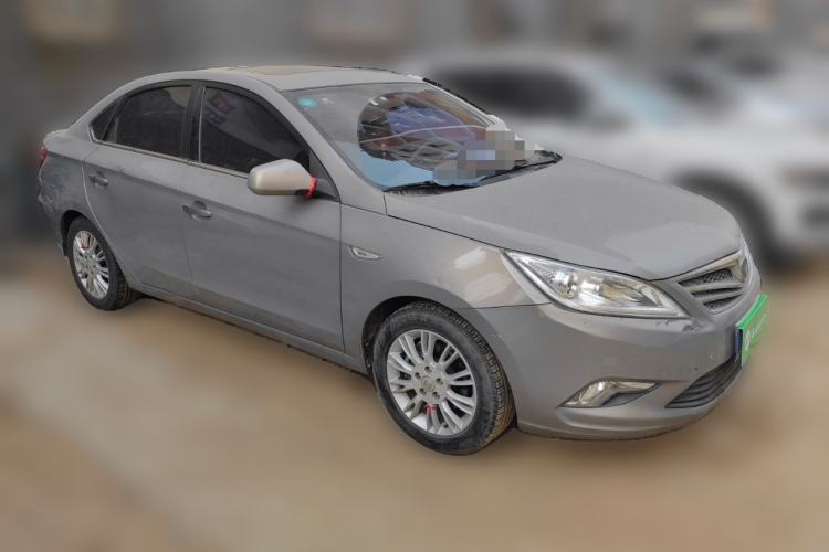 Used CHANGAN Eado 2013 1.6L Manual Luxury Model China V Standard Front Right 45 Deg