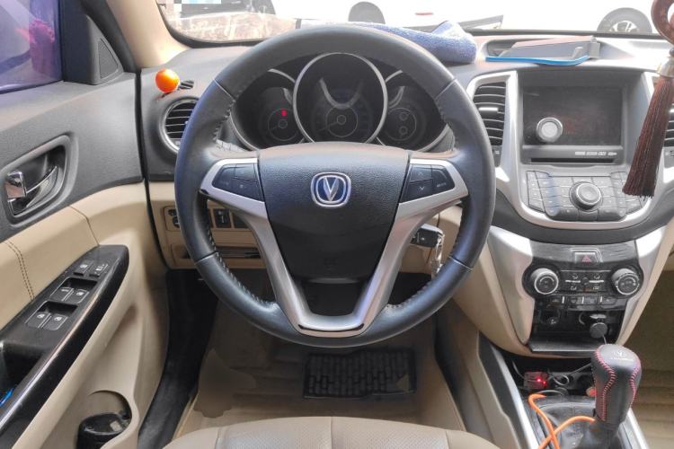 Used CHANGAN Eado 2013 1.6L Manual Luxury Model China V Standard Steering Wheel