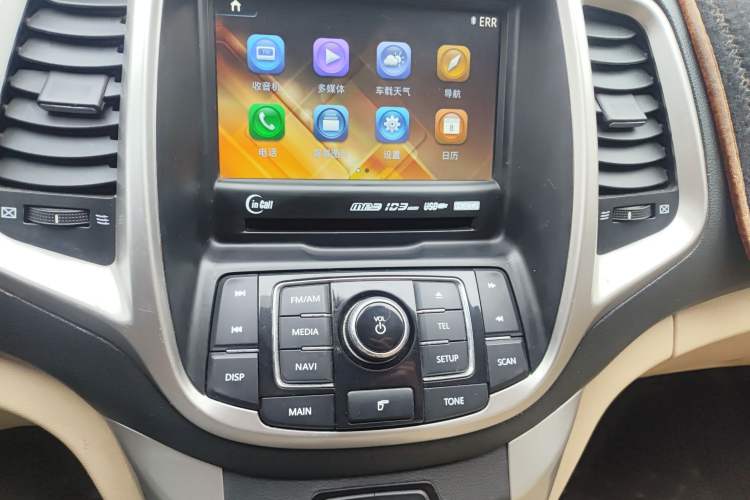Used CHANGAN Eado 2014 1.6L Manual Luxury Model Audio And AC Panel