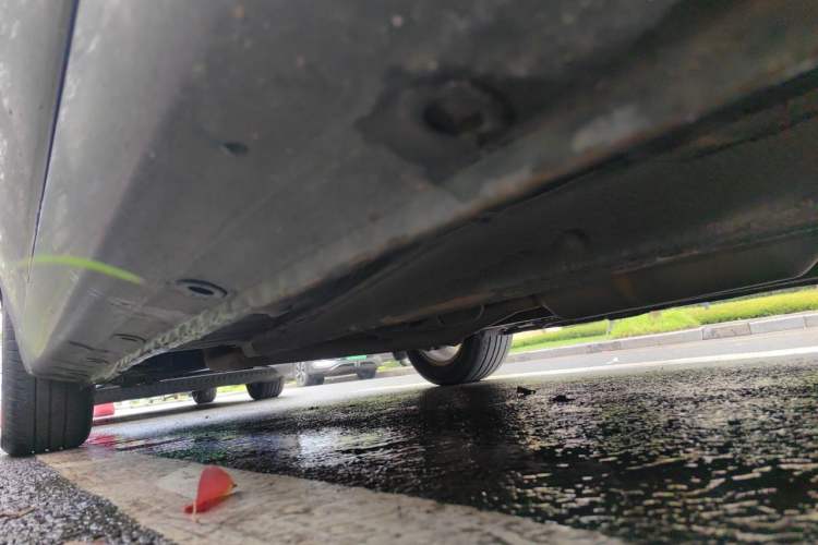 Used CHANGAN Eado 2014 1.6L Manual Luxury Model Chassis Front Right