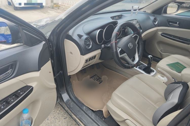 Used CHANGAN Eado 2014 1.6L Manual Luxury Model Driver Seat