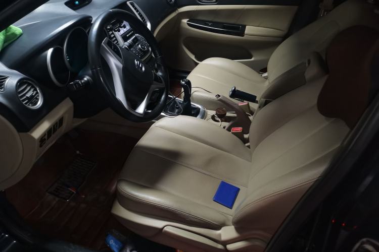 Used CHANGAN Eado 2014 1.6L Manual Luxury Model Driver Seat