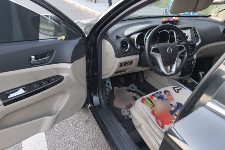 Used CHANGAN Eado 2014 1.6L Manual Luxury Model Driver Seat