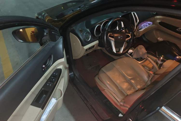 Used CHANGAN Eado 2014 1.6L Manual Luxury Model Driver Seat