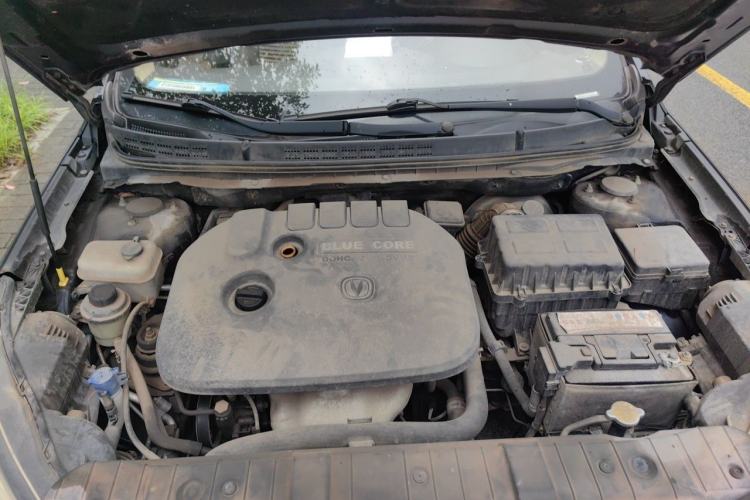Used CHANGAN Eado 2014 1.6L Manual Luxury Model Engine Bay