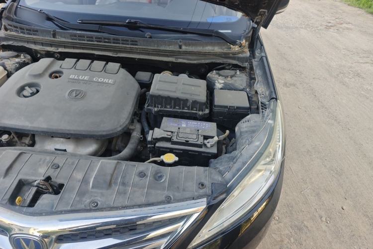 Used CHANGAN Eado 2014 1.6L Manual Luxury Model Engine Bay Left