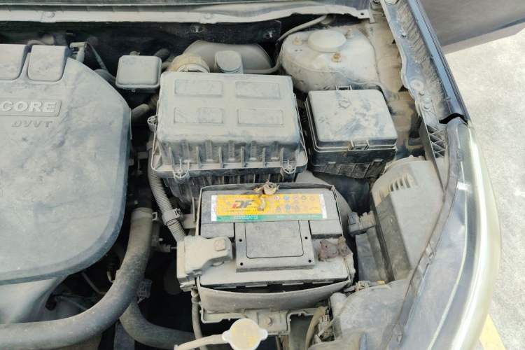 Used CHANGAN Eado 2014 1.6L Manual Luxury Model Engine Bay Left