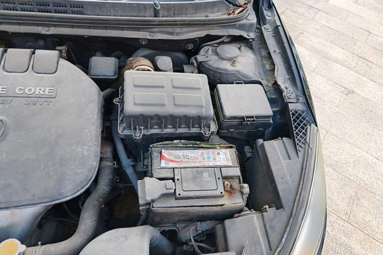 Used CHANGAN Eado  Engine Bay Left