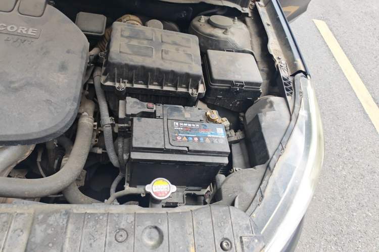 Used CHANGAN Eado 2014 1.6L Manual Luxury Model Engine Bay Left