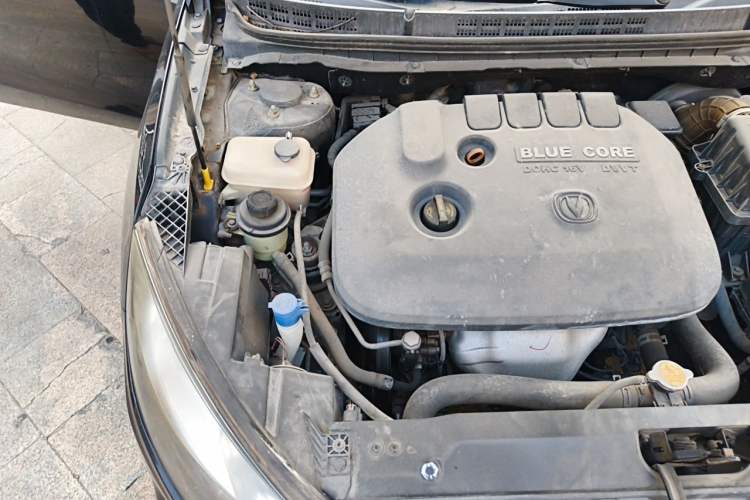 Used CHANGAN Eado  Engine Bay Right