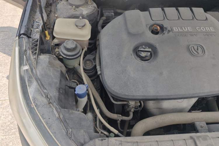 Used CHANGAN Eado 2014 1.6L Manual Luxury Model Engine Bay Right